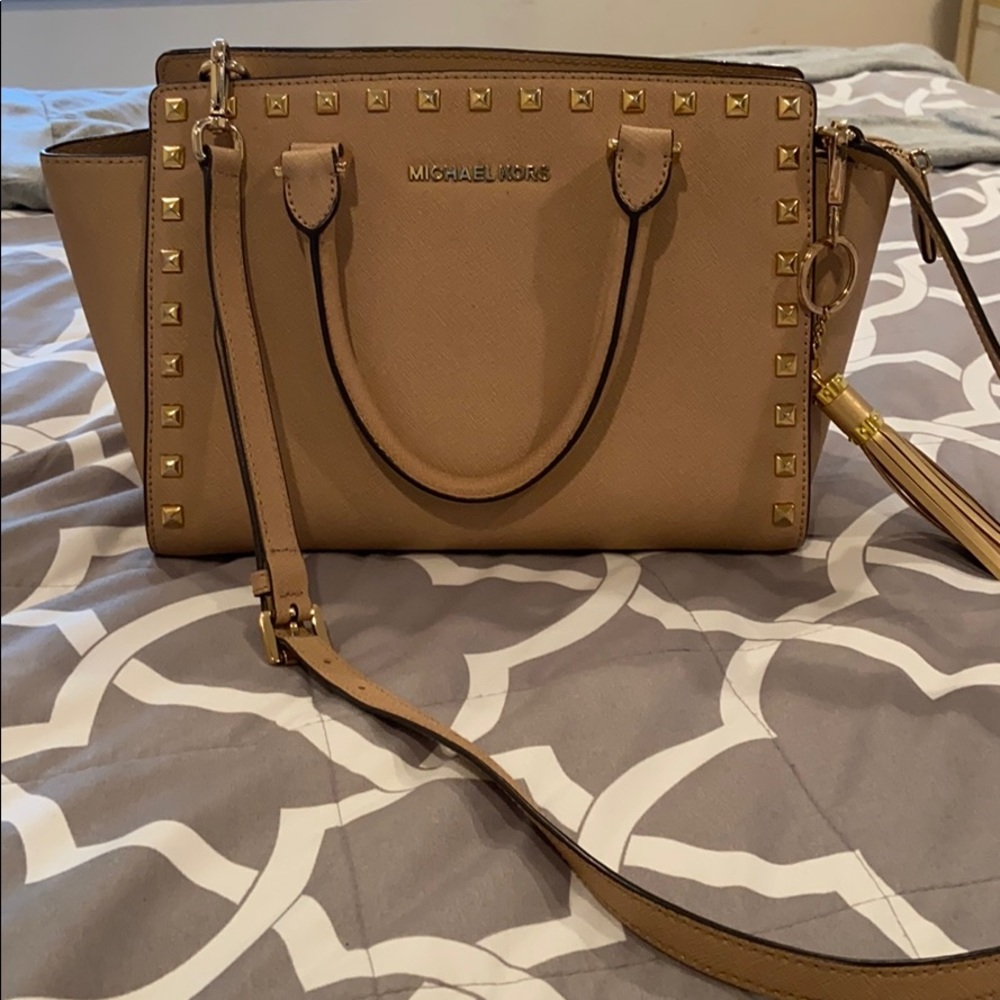 Michael kors crossbody purse 🤩